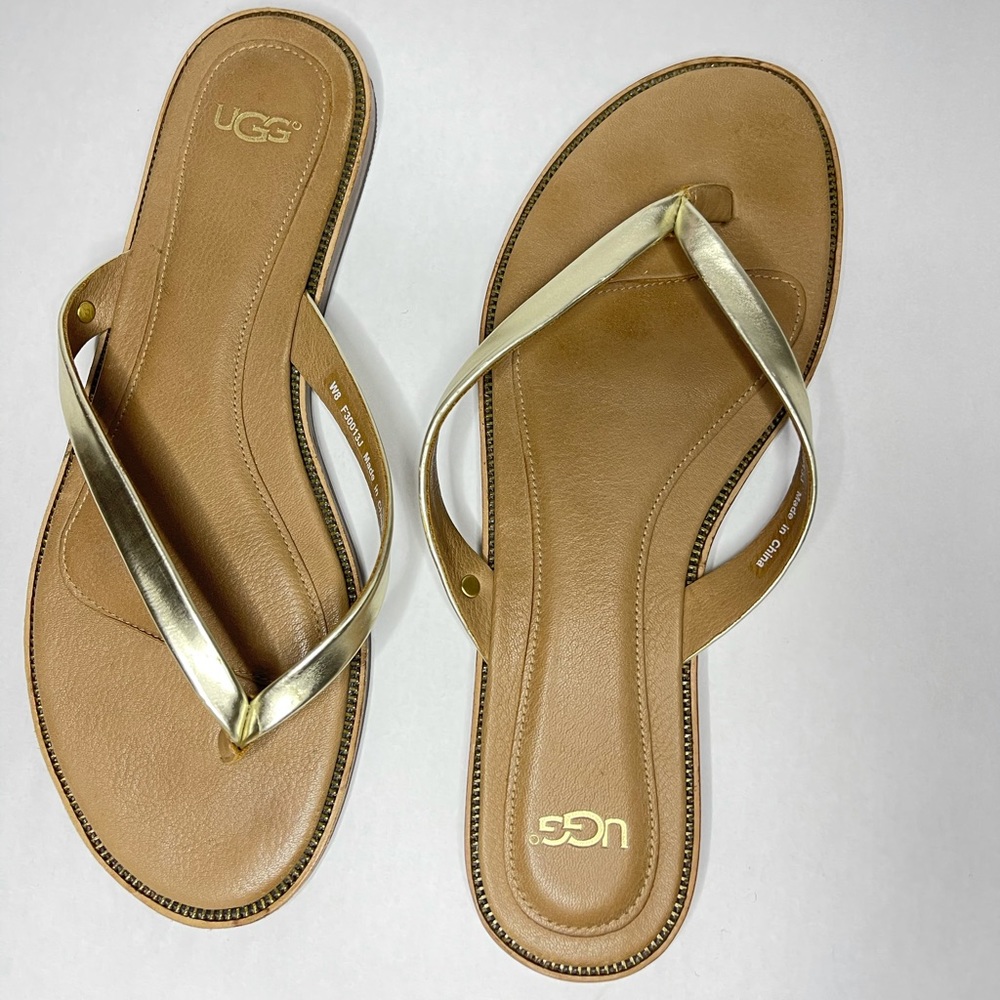 UGG Flip Flop. Like New!